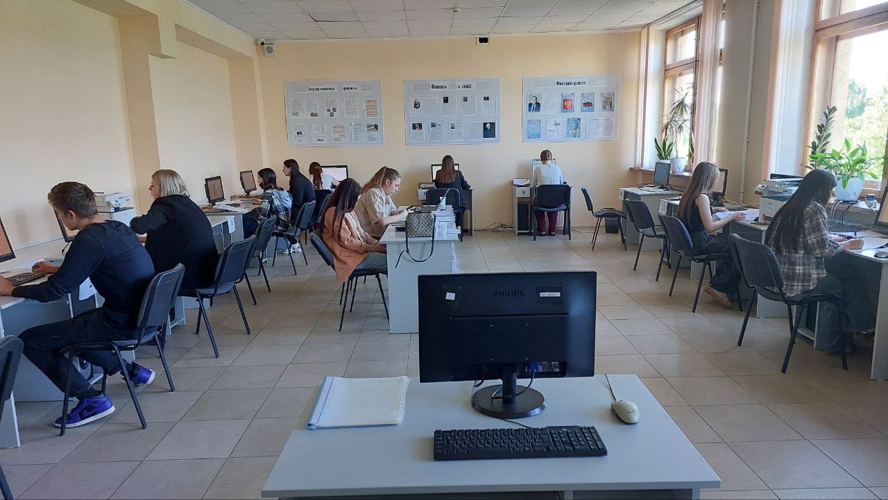 В Самарском филиале в период с 26 по 30 мая проходят демонстрационные экзамены по специальностям 38.02.01 Экономика и бухгалтерский учет (по отраслям), 38.02.06 Финансы, 38.02.07 Банковское дело Пожелаем ребятам удачи!